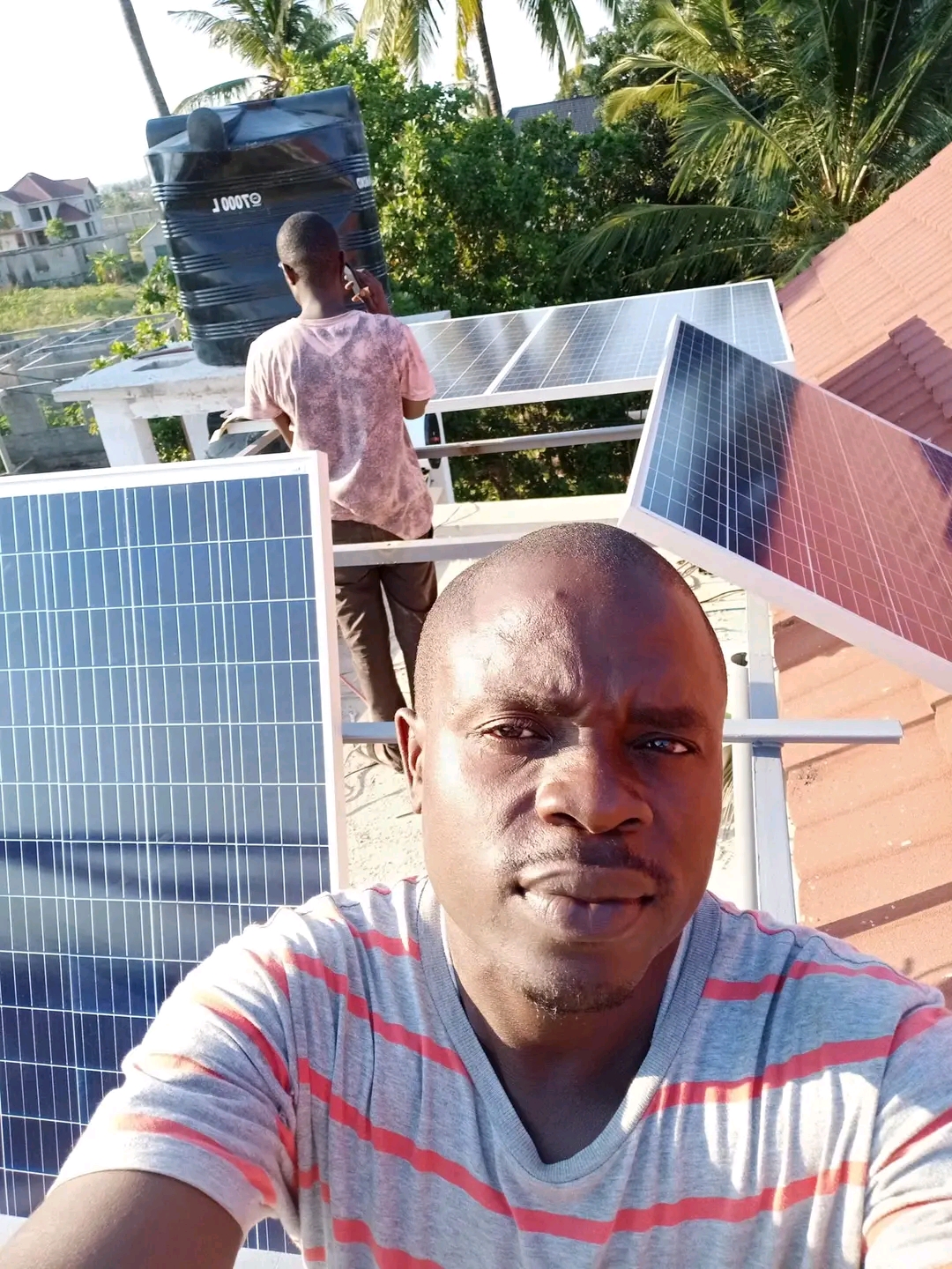 Ambwene Lupenza: Ufungaji wa solar from Kigamboni, TZ | Makazi Network