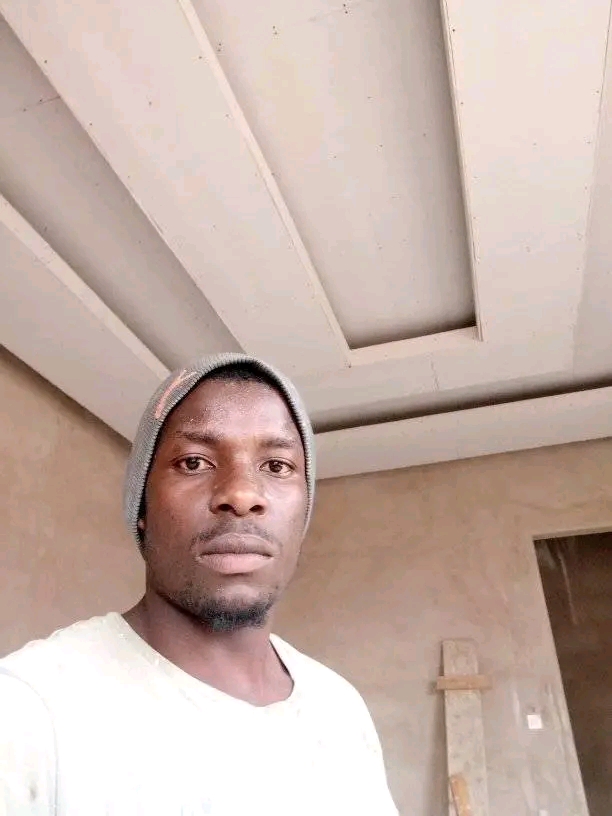 Lusia Malulu: Fundi rangi from Kwimba, TZ | System 360