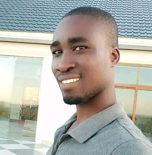 Baraka Joseph: Kupaka rangi from Ilala, TZ | Makazi Network